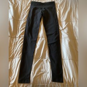 Lululemon Black Wunder Under Leggings
